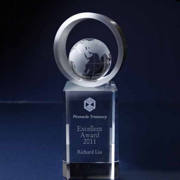 CA27 Elipise Spinning Globe Crystal Award