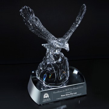 CA38 Crystal Eagle Crystal Award